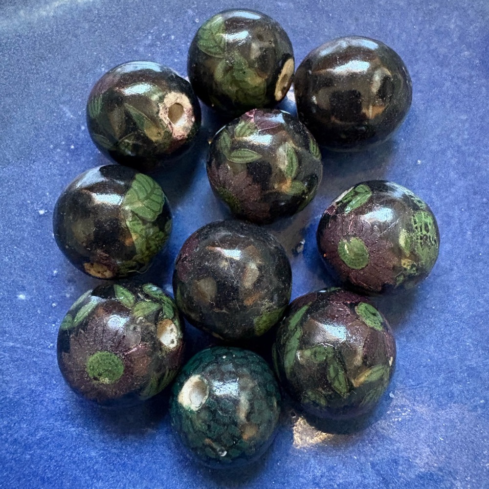 Black & Purple Floral Porcelain Beads Large Hole 4 mm/16–18 mm Round (Lot of 10)